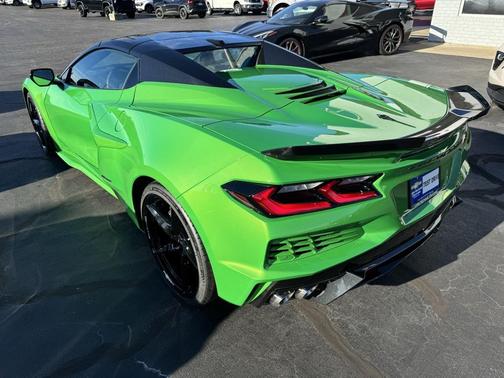 2026 Chevrolet Corvette E-Ray Convertible, 1LZ, RWD