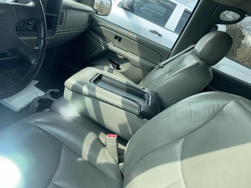 2005 GMC Sierra 1500 SLE Crew Cab