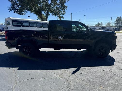 2026 Chevrolet Silverado 2500 Custom