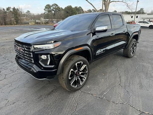 2024 GMC Canyon Denali