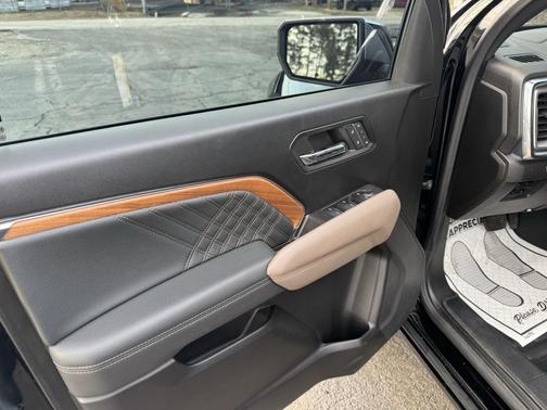 2024 GMC Canyon Denali