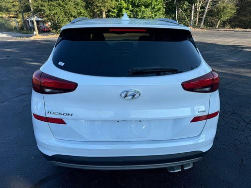 2021 Hyundai TUCSON SEL