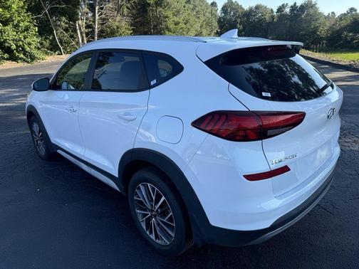 2021 Hyundai TUCSON SEL