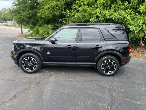 Shadow Black 2021 Ford Bronco Sport Outer Banks