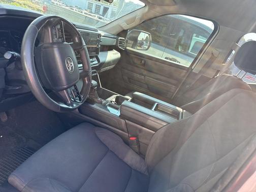 2022 Toyota Tundra SR