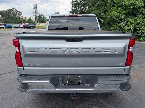 Sterling Gray Metallic 2023 Chevrolet Silverado 1500 LT