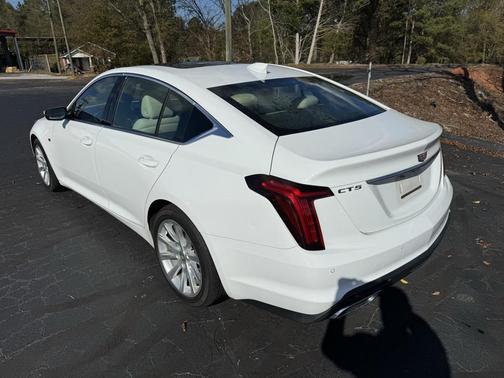 2023 Cadillac CT5 Luxury