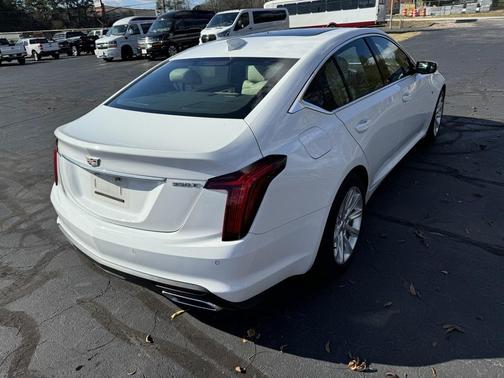 2023 Cadillac CT5 Luxury