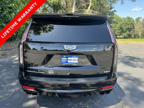 2023 Cadillac Escalade V-Series
