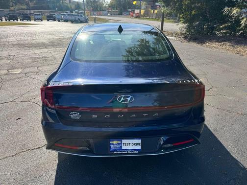 2021 Hyundai SONATA SE