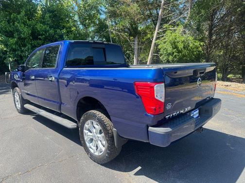 Deep Blue Pearl 2017 Nissan Titan XD SL