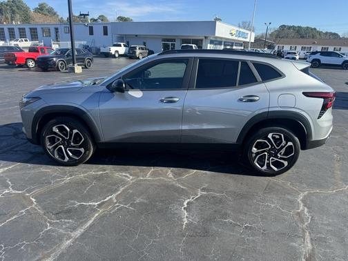 2025 Chevrolet Trax FWD 2RS