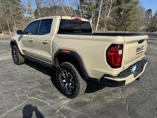 2024 GMC Canyon AT4X