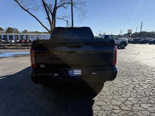 2024 Toyota Tundra Hybrid Platinum