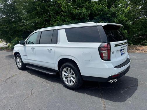 Summit White 2023 Chevrolet Suburban Premier