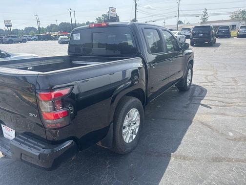 Super Black 2023 Nissan Frontier SV