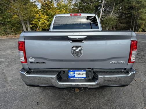 2021 RAM 2500 Big Horn Crew Cab 4x4 6'4' Box