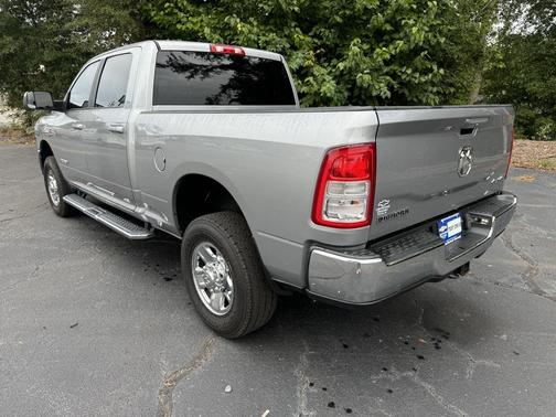 2021 RAM 2500 Big Horn Crew Cab 4x4 6'4' Box