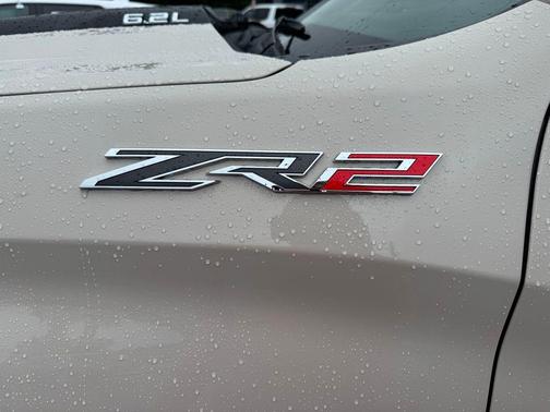 White Sands 2026 Chevrolet Silverado 1500 ZR2