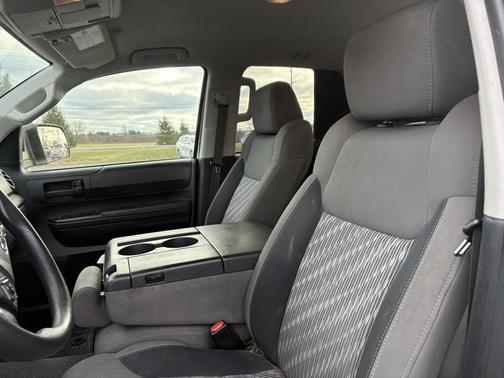 2019 Toyota Tundra SR