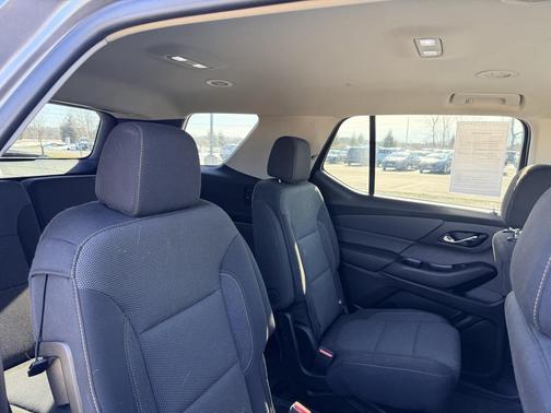 2019 Chevrolet Traverse LT Cloth