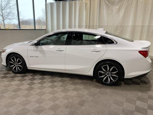 2024 Chevrolet Malibu FWD RS