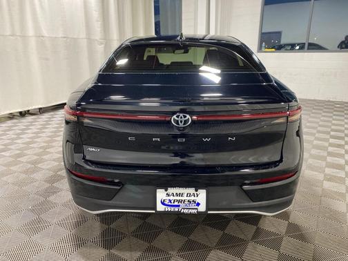 2023 Toyota Crown XLE