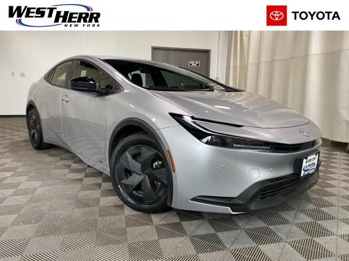2023 Toyota Prius LE