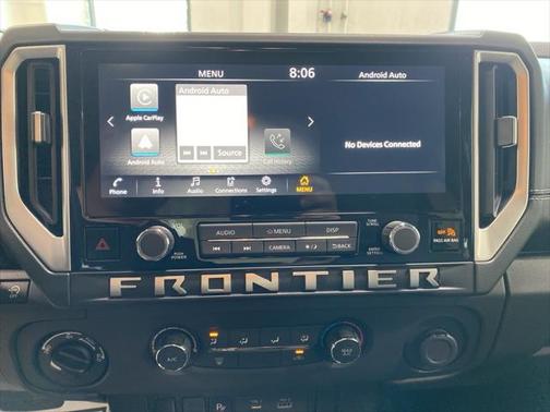 2025 Nissan Frontier SV
