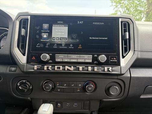 2025 Nissan Frontier SV