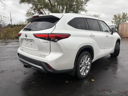 2023 Toyota Highlander Hybrid Limited