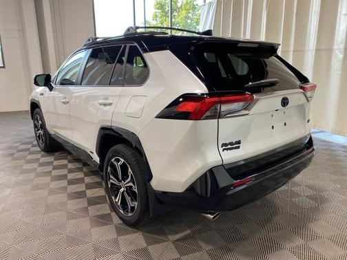 2024 Toyota RAV4 Prime XSE