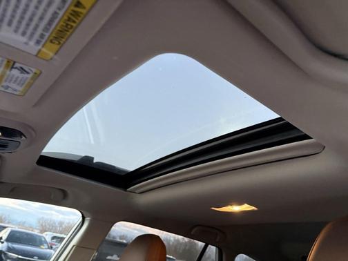 2022 Subaru Outback Touring XT