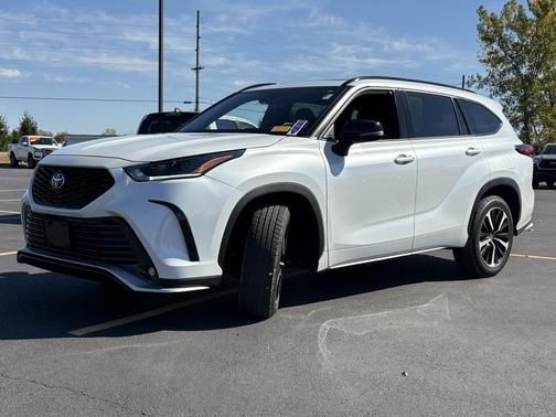 2022 Toyota Highlander XSE
