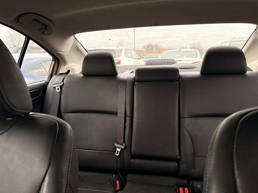 2017 Subaru Legacy Limited