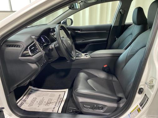 2020 Toyota Camry XLE