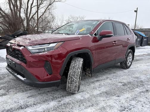 2023 Toyota RAV4 LE