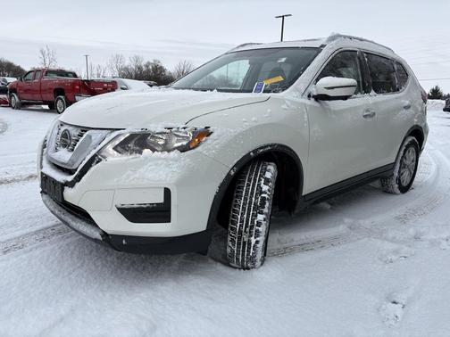 2018 Nissan Rogue SV