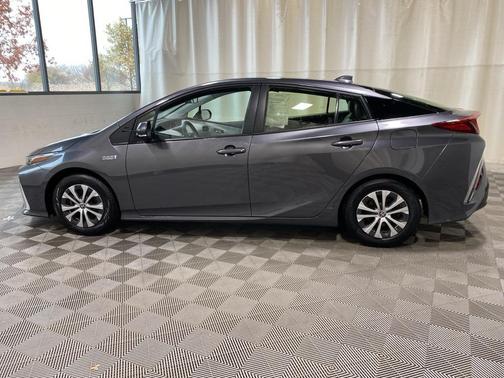 2021 Toyota Prius Prime XLE