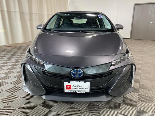 2022 Toyota Prius Prime XLE
