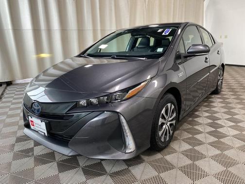 2022 Toyota Prius Prime XLE