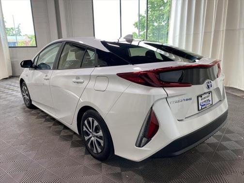 2022 Toyota Prius Prime LE