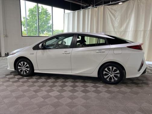 2022 Toyota Prius Prime LE