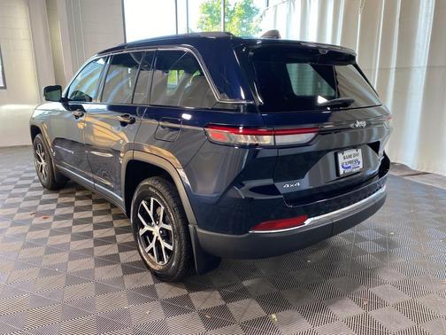2023 Jeep Grand Cherokee Limited X