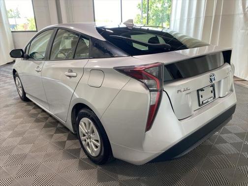 2016 Toyota Prius Two