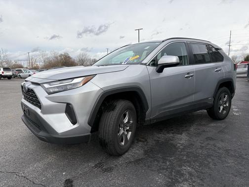 2023 Toyota RAV4 Hybrid XLE