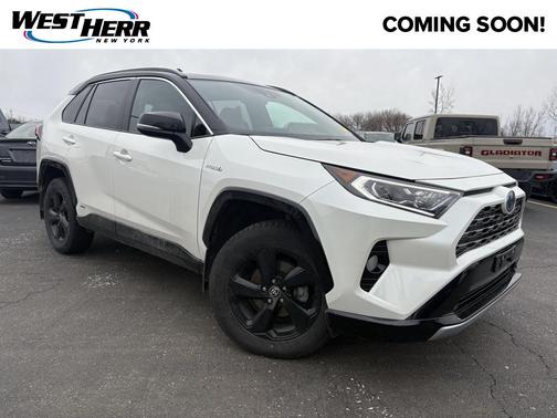 2021 Toyota RAV4 Hybrid SE