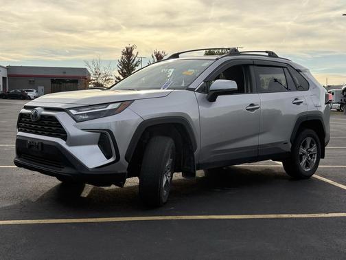 2023 Toyota RAV4 Hybrid XLE