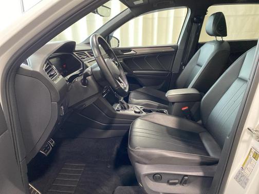 2022 Volkswagen Tiguan 2.0T SE R-Line Black 4MOTION