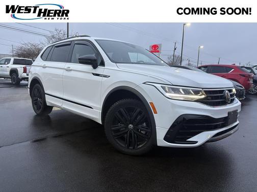 2022 Volkswagen Tiguan 2.0T SE R-Line Black 4MOTION